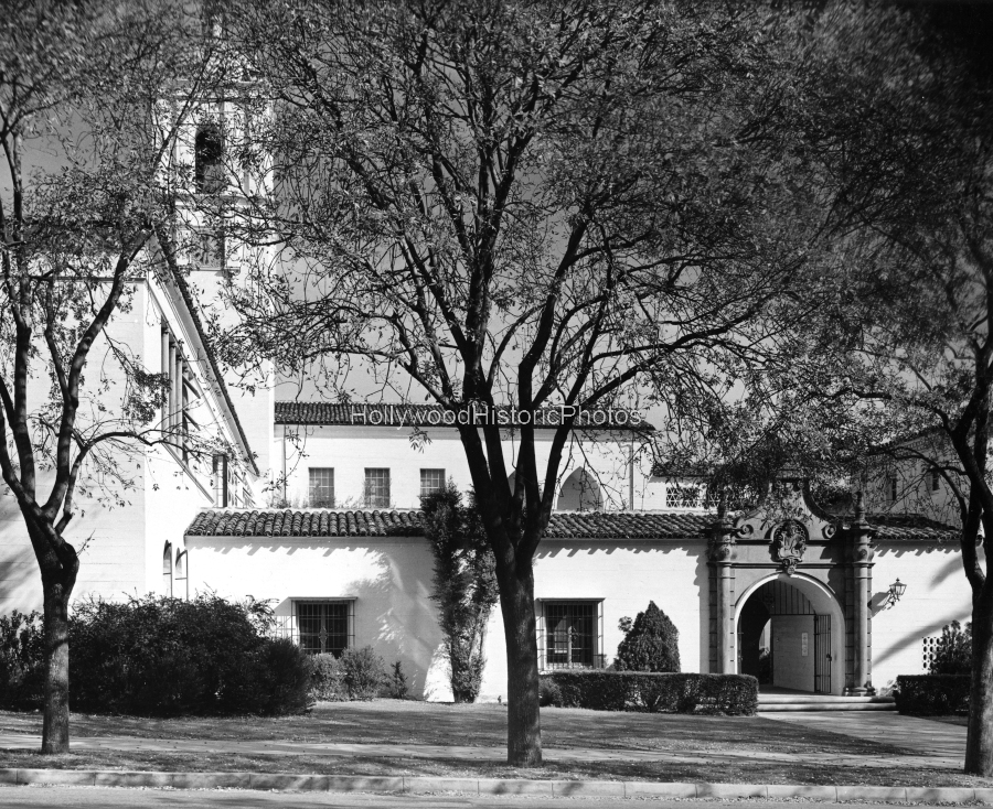 1938 Hawthorne Elementary School.jpg